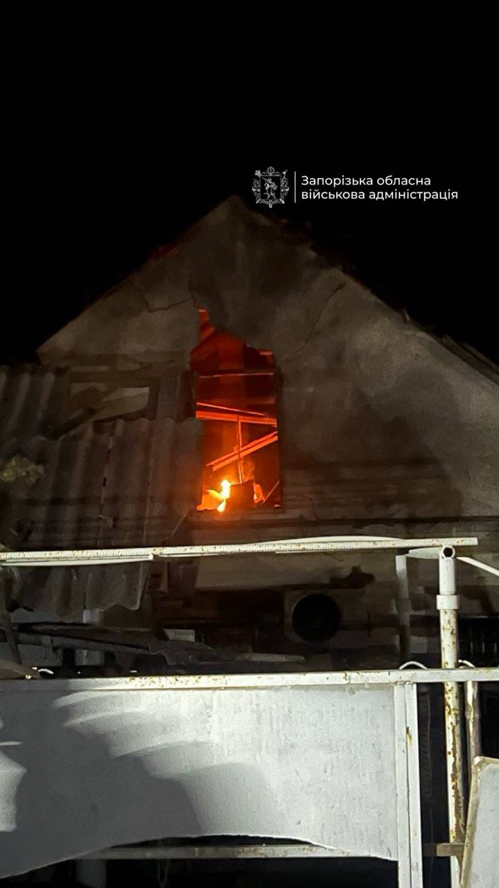 Війська РФ вночі вдарили по Запоріжжю: пошкоджений будинок